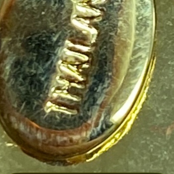 Kenneth Jay Lane Gold Acapulco Bracelet - Picture 5 of 12